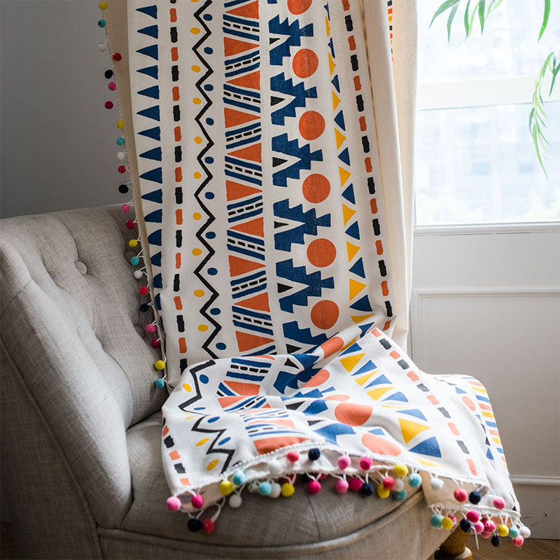 Ownkoti Boho-Vorhang mit farbenfrohen geometrischen Mustern und Quaste