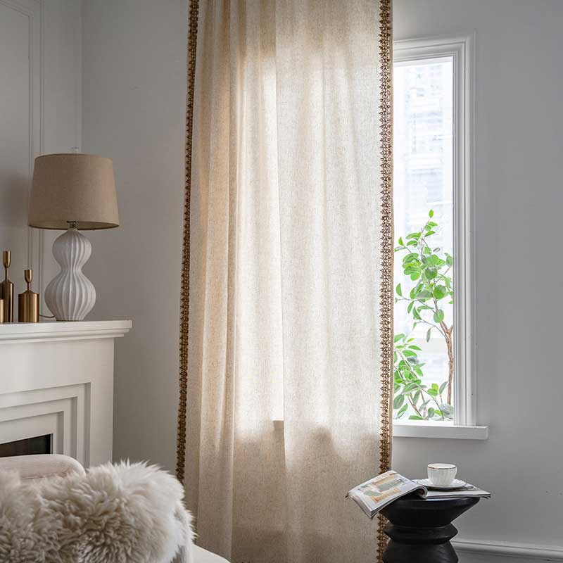 Halbverdunkelnder Vorhang im Bohemian-Stil in Beige