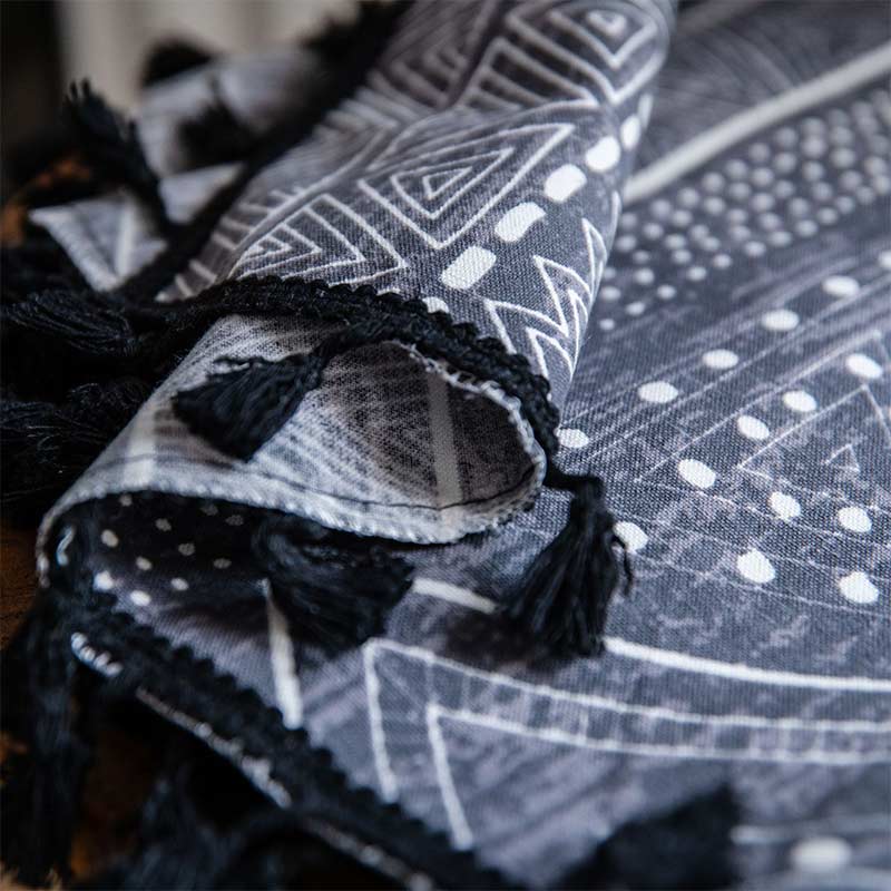 Ownkoti Bohemian-Vorhänge mit geometrischen Mustern, Baumwolle, mit Quasten, Schwarz