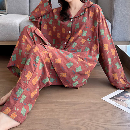 Loungewear-Set aus Baumwolle mit Revers und Bärenmotiv in Übergröße