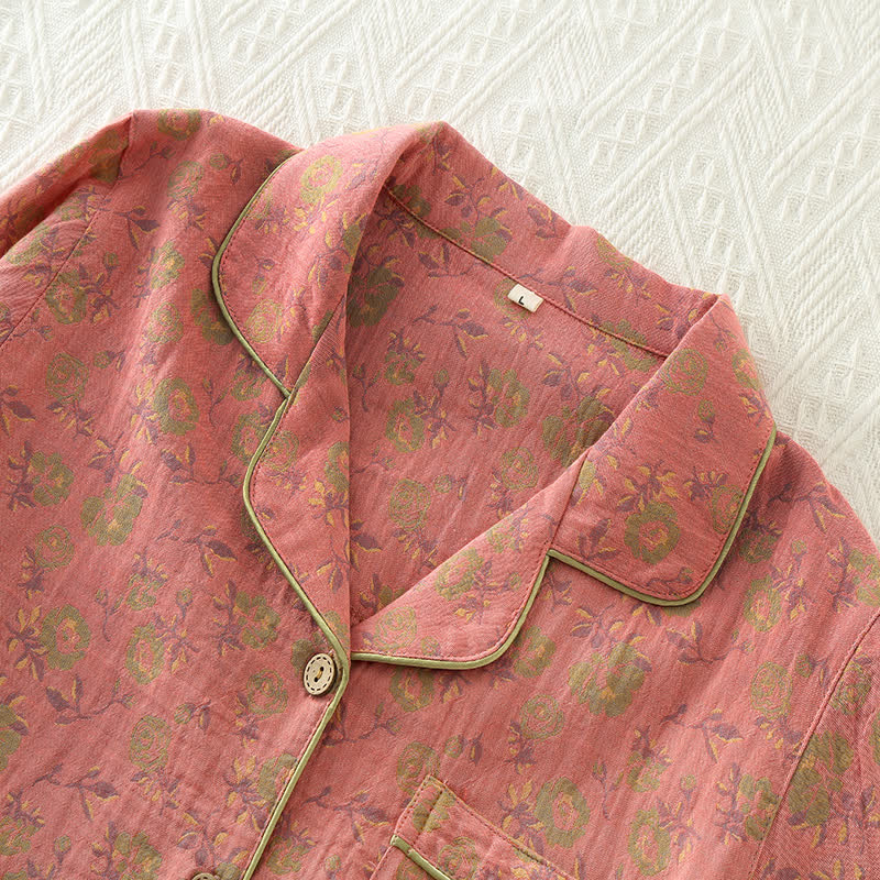 Pyjama-Set aus Baumwollgaze im Retro-Rose-Design - image 2