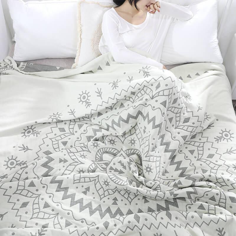 Ownkoti Chic Mandala Wende-Steppdecke aus Baumwolle mit Blumenmuster