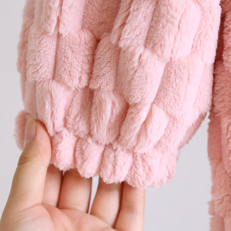 Einfarbiger, warmer Bademantel aus Flanell mit Kapuze