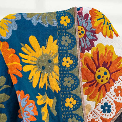 Badetuch aus weicher Baumwolle mit leuchtenden Blumen