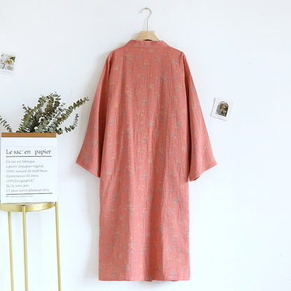 Bequemer, lockerer Bademantel-Pyjama aus Baumwolle mit Blumenmuster