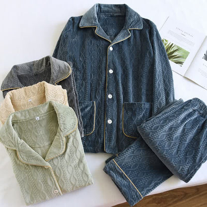 Einfarbiges Flanell-Pyjama-Set mit Revers