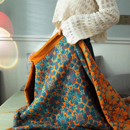 Sechslagige Baumwollsteppdecke mit orange-blauem Muster