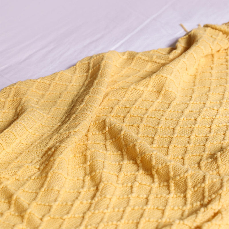 Ownkoti – Gestrickte Decke mit Prismamuster und Quasten