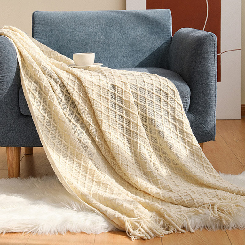 Ownkoti – Gestrickte Decke mit Prismamuster und Quasten