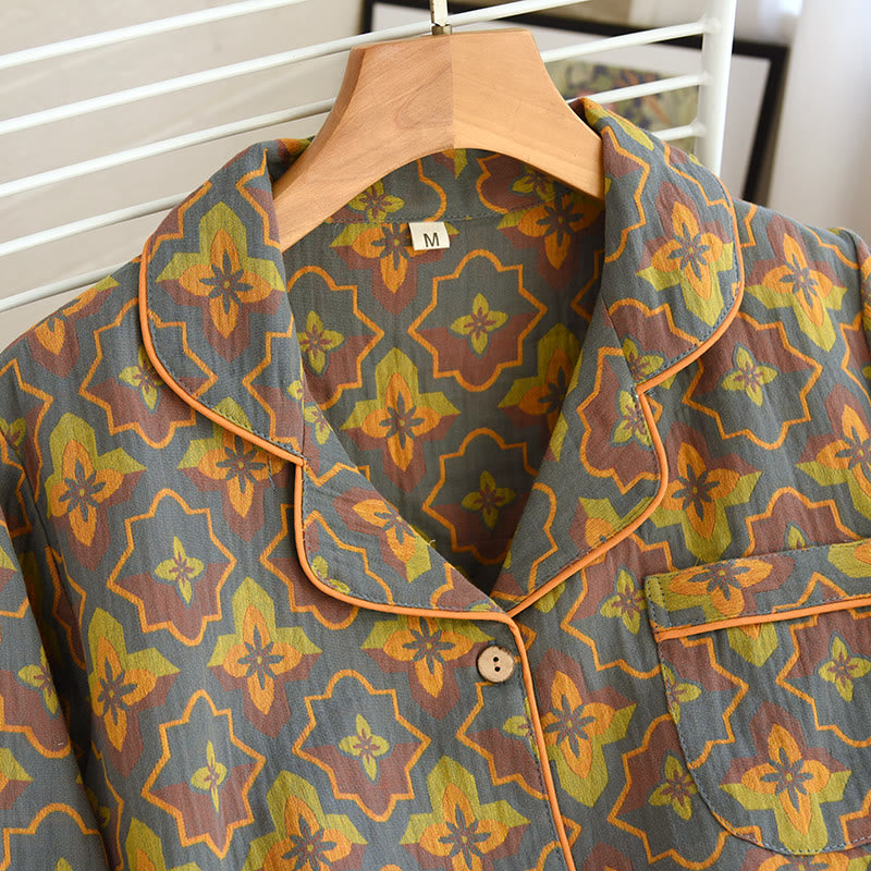 Loungewear-Set aus Baumwolle mit Rhombus-Blumenrevers