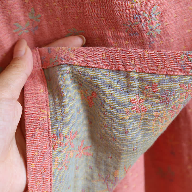 Bequemer, lockerer Bademantel-Pyjama aus Baumwolle mit Blumenmuster
