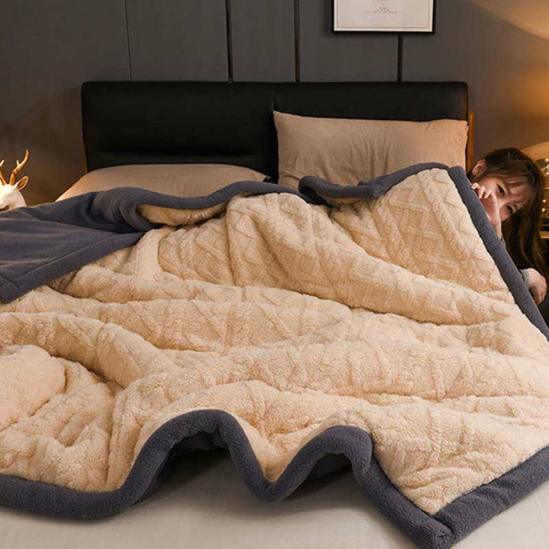 Luxuriöse, dicke, warme Fleece-Überwurfdecke