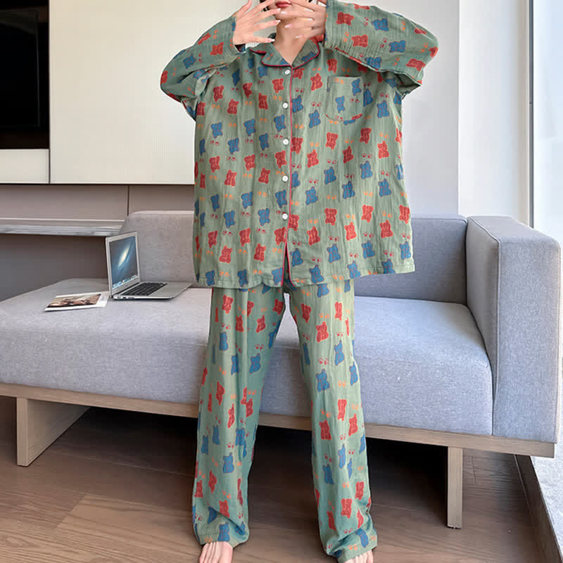 Loungewear-Set aus Baumwolle mit Revers und Bärenmotiv in Übergröße