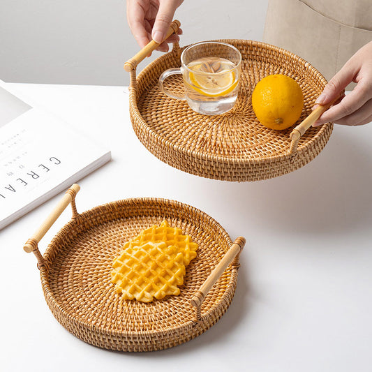 Ownkoti – rundes Tablett aus handgewebtem Rattan mit Griffen