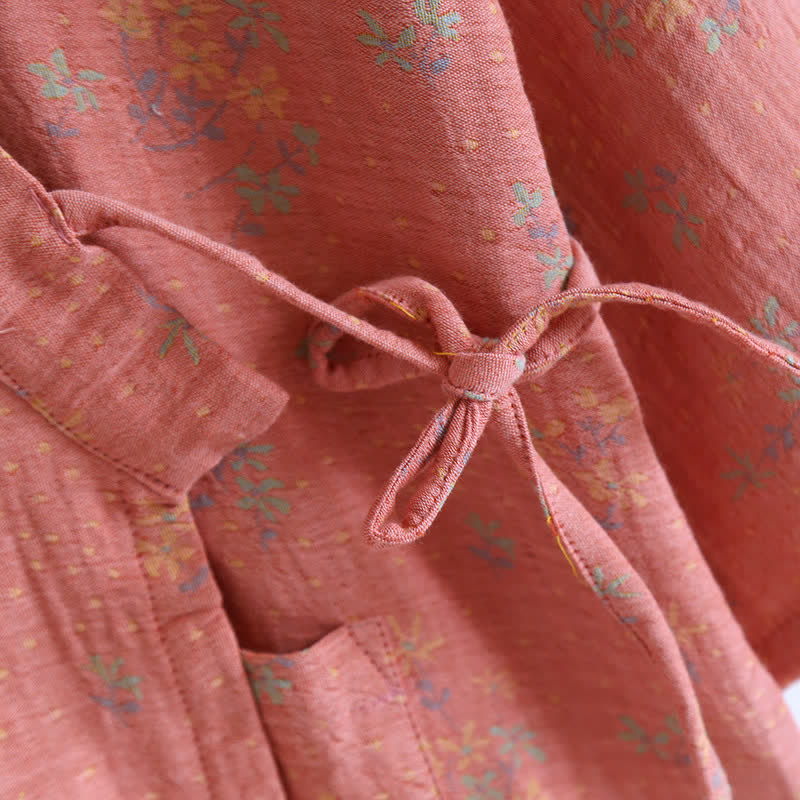 Bequemer, lockerer Bademantel-Pyjama aus Baumwolle mit Blumenmuster