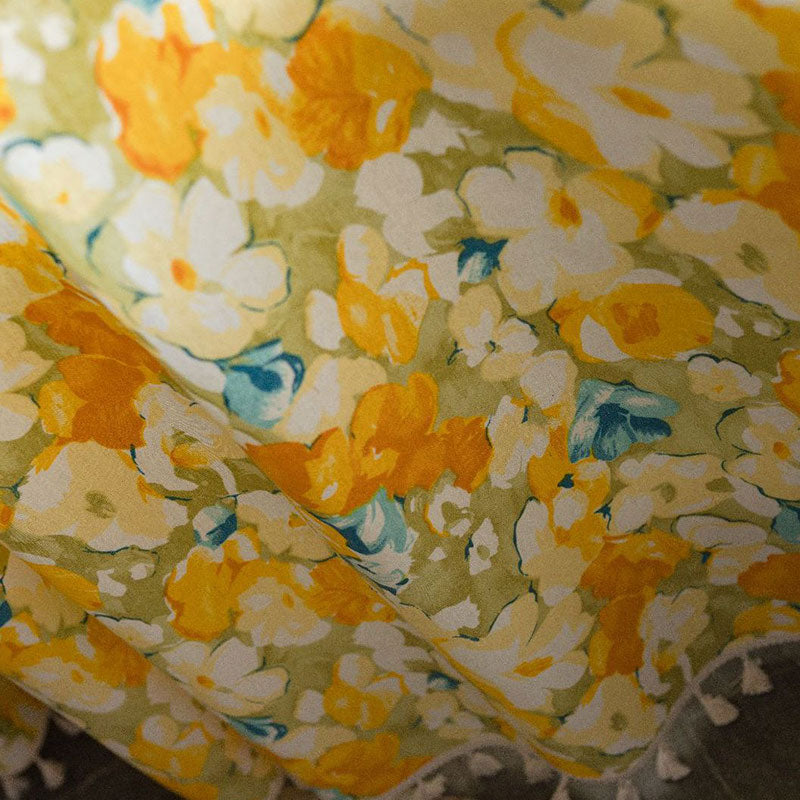 Vorhang aus Baumwollleinen mit gelben Blumen