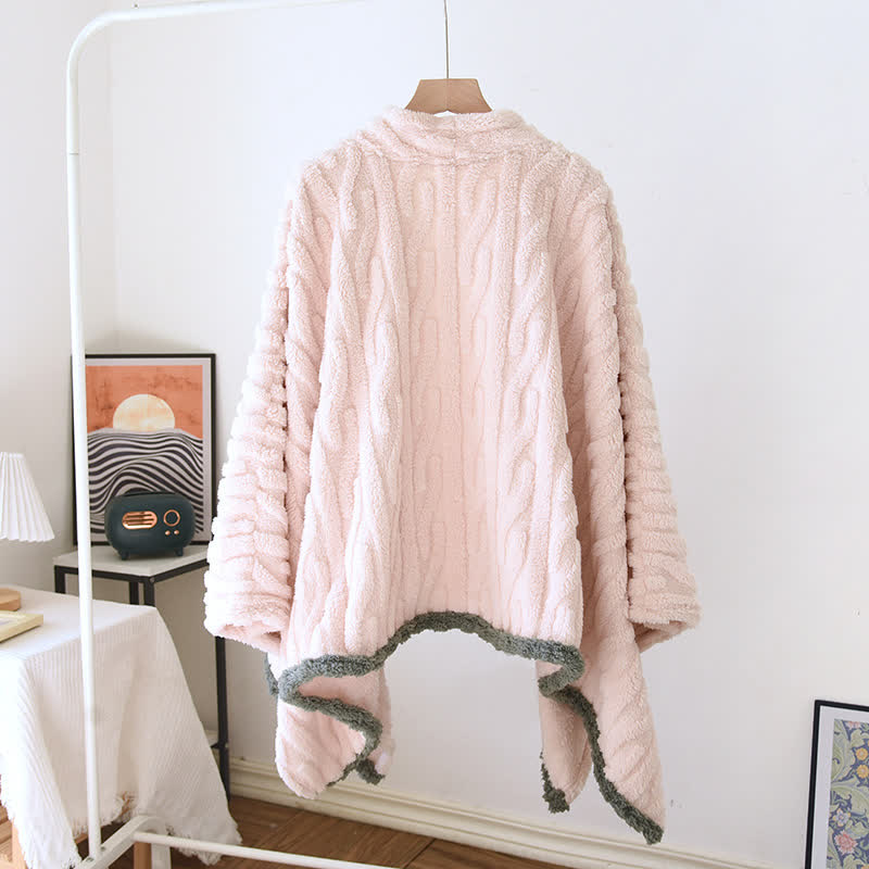 Warmer Fleece-Schal mit Retro-Stickerei