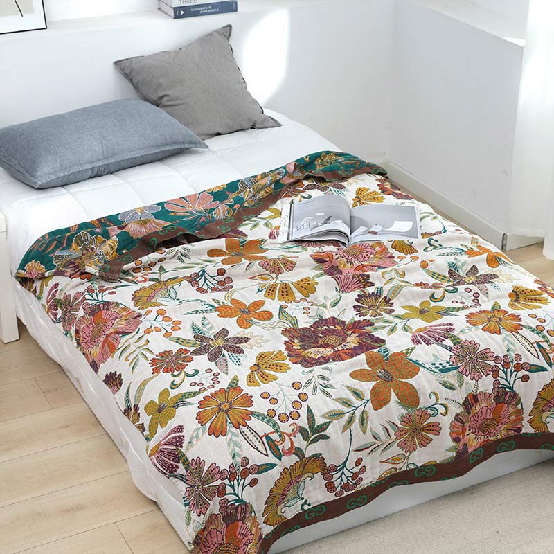 Ownkoti Luxuriant Flower Wende-Steppdecke aus Baumwolle
